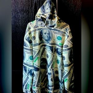 Money sweatsuit never worn!